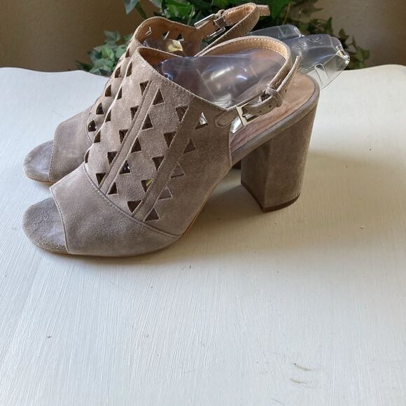 Halogen Sling Back Lazer Cut Suede Zoey Leather Open Toe Sandals Sz 7.5M - Picture 2 of 13